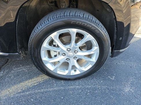 Used 2021 Jeep Grand Cherokee Summit image 10