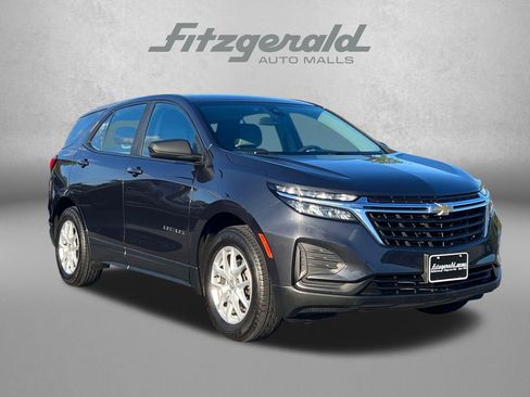 Used 2022 Chevrolet Equinox LS AWD/4WD image 1