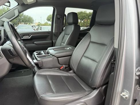 Used 2025 GMC Sierra 1500 SLT AWD/4WD image 23