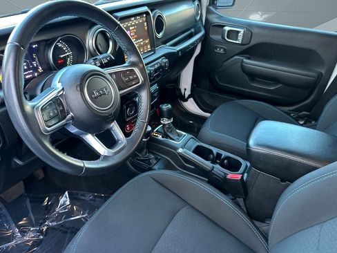 Used 2022 Jeep Wrangler Unlimited Rubicon 4xe image 4