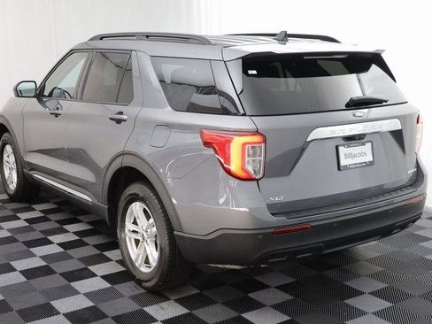 Used 2024 Ford Explorer XLT image 15