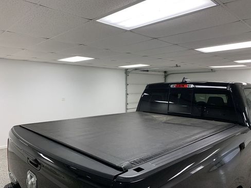 Used 2023 RAM 1500 Laramie AWD/4WD image 32