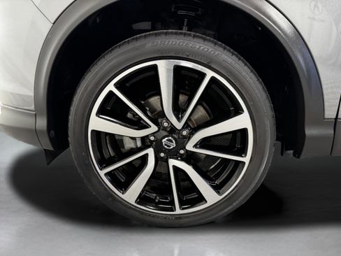 Used 2018 Nissan Rogue Sport SL w/ SL Premium Package image 46