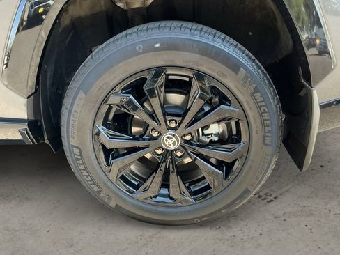 Certified 2022 Toyota RAV4 SE w/ Convenience Package AWD/4WD image 9