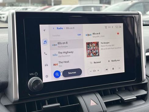 Used 2024 Toyota RAV4 XLE image 28