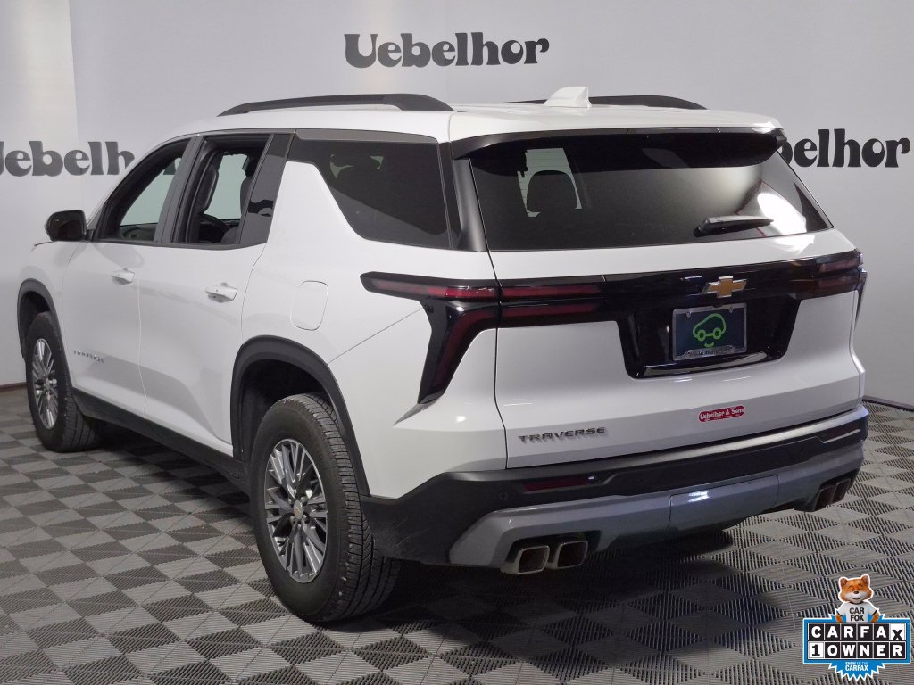 Used 2026 Chevrolet Traverse LT w/ Driver Confidence Package FWD image 6