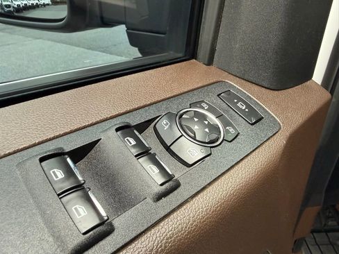 Used 2017 Ford F350 King Ranch w/ King Ranch Ultimate Package image 16