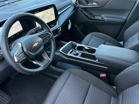 New 2026 Chevrolet Equinox LT w/ Safety and Technology Package FWD image 10