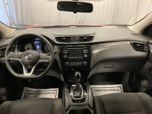 Used 2018 Nissan Rogue Sport S AWD/4WD image 31