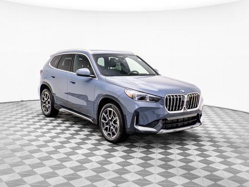 Certified 2025 BMW X1 xDrive28i w/ Technology Package AWD/4WD image 8
