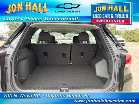 Used 2023 Chevrolet Equinox LS w/ Midnight Edition FWD image 8