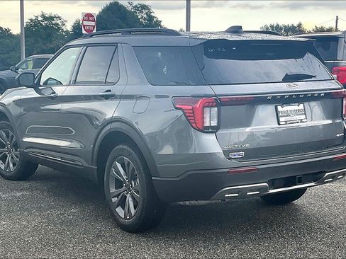 New 2026 Ford Explorer Active w/ Active Comfort Package AWD/4WD image 3