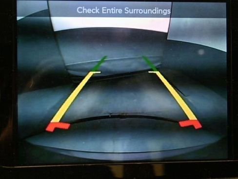 Used 2017 Chrysler Pacifica Touring-L Plus w/ Tire & Wheel Group FWD image 19