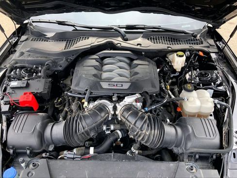 Used 2024 Ford Mustang GT Premium image 31