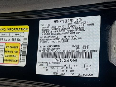 Used 2020 Ford Mustang GT RWD image 30