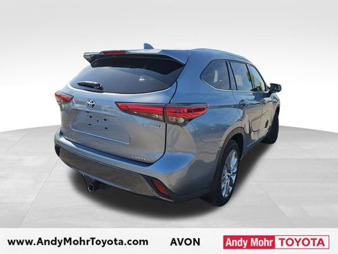 Used 2022 Toyota Highlander Limited AWD/4WD image 7