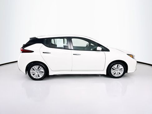 Used 2025 Nissan Leaf S FWD image 10