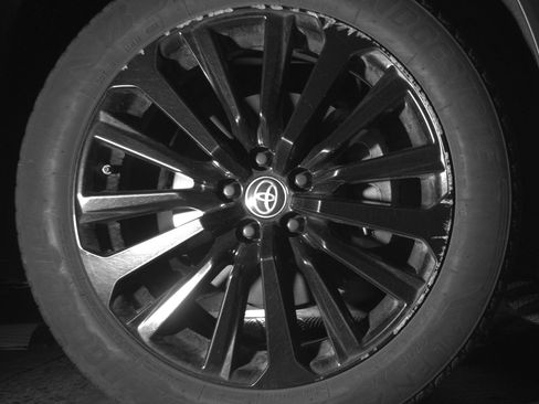 Used 2024 Toyota Highlander XSE image 13