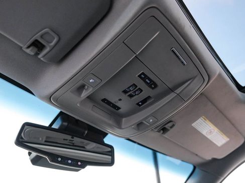 Used 2017 GMC Sierra 2500 Denali w/ Duramax Plus Package image 21