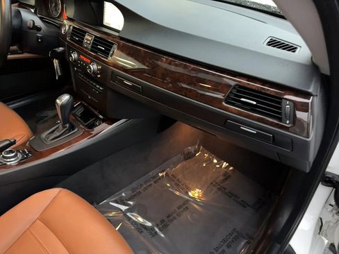 Used 2013 BMW 328i xDrive Coupe image 22