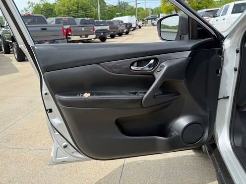 Used 2019 Nissan Rogue S w/ Special Edition Package AWD/4WD image 20