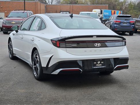Used 2025 Hyundai Sonata SEL image 3