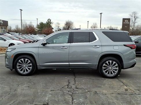 Used 2023 Chevrolet Traverse Premier w/ LPO, Floor Liner Package image 3