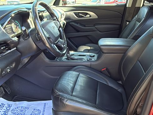 Used 2020 Chevrolet Traverse RS AWD/4WD image 19