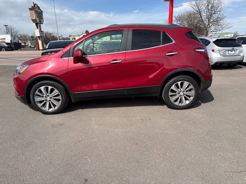 Used 2020 Buick Encore Preferred image 4