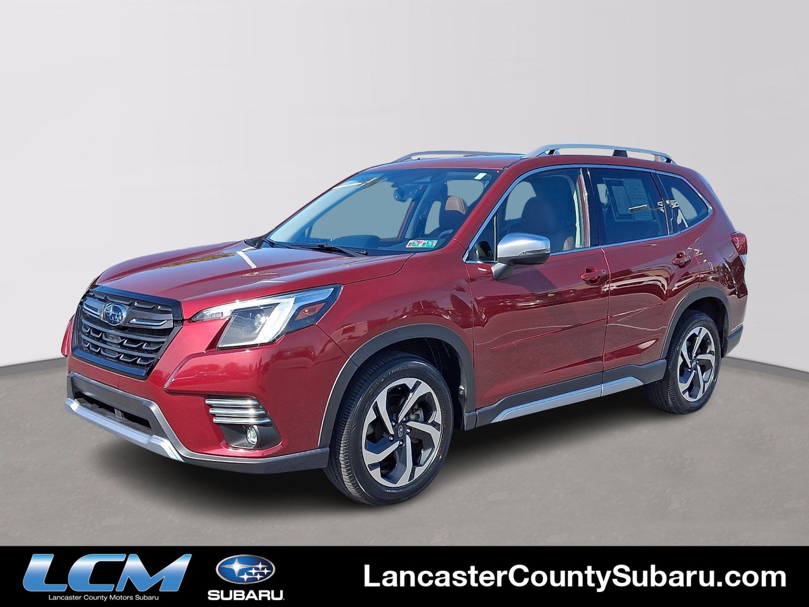 Used 2022 Subaru Forester Touring AWD/4WD image 1