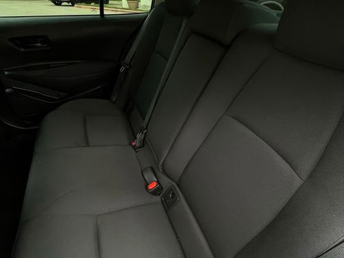 Used 2024 Toyota Corolla LE w/ LE Convenience Package FWD image 24