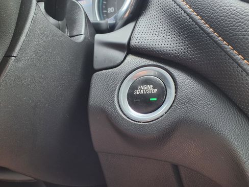Used 2022 Chevrolet Equinox Premier AWD/4WD image 21
