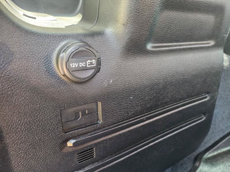 Used 2022 Jeep Wrangler Unlimited Rubicon AWD/4WD image 94