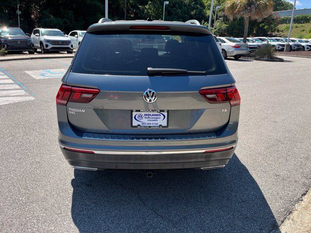 Used 2018 Volkswagen Tiguan SEL Premium FWD image 36