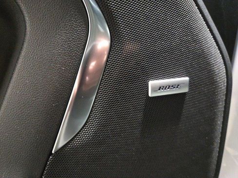 Used 2022 Chevrolet Tahoe Z71 w/ Z71 Off-Road Package image 19