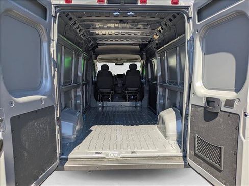New 2026 RAM ProMaster 3500 w/ Premium Convenience Group FWD image 6