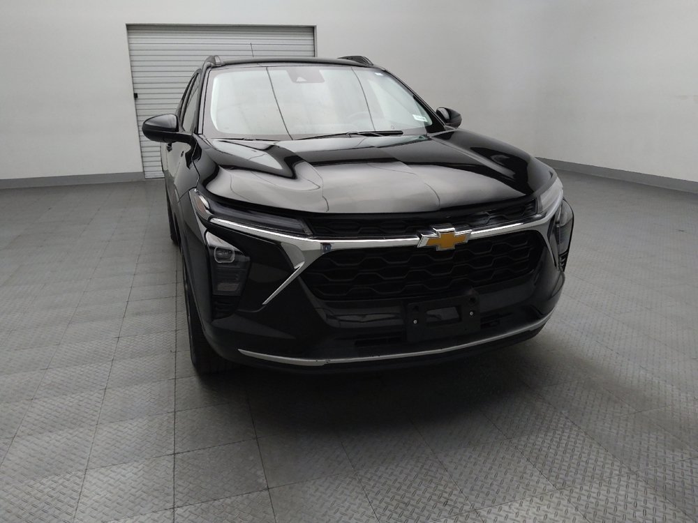 Used 2024 Chevrolet Trax LT w/ Driver Confidence Package FWD image 14