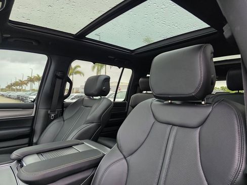 New 2026 Jeep Grand Wagoneer Limited AWD/4WD image 13
