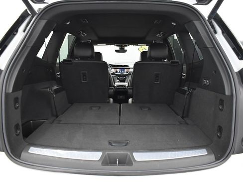 Used 2023 Cadillac XT6 Premium Luxury w/ Technology Package image 31