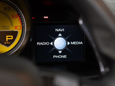 Used 2014 Ferrari 458 Spider RWD image 79