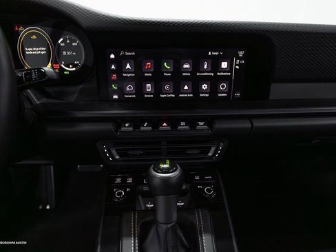 Used 2022 Porsche 911 GT3 image 24