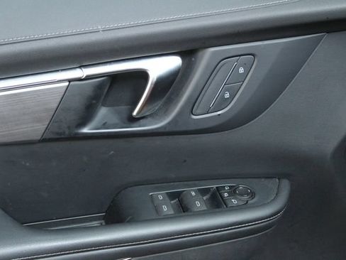Used 2025 Buick Enclave Preferred w/ LPO, Floor Liner Package FWD image 13