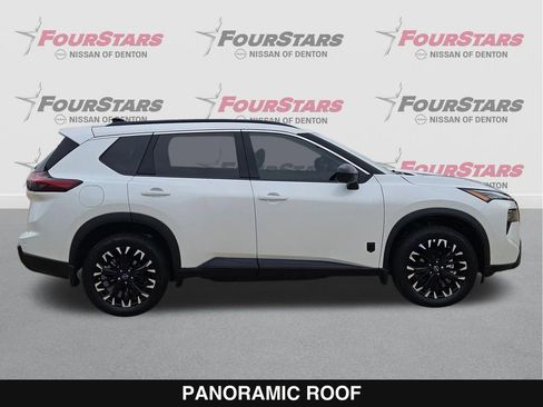 New 2026 Nissan Rogue SV AWD/4WD image 3