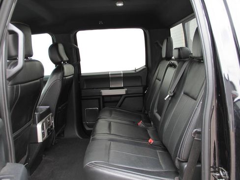 Used 2019 Ford F150 Lariat w/ Equipment Group 502A Luxury AWD/4WD image 17