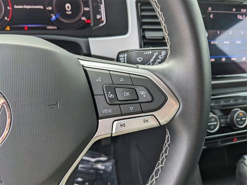 Certified 2022 Volkswagen Atlas SE image 31