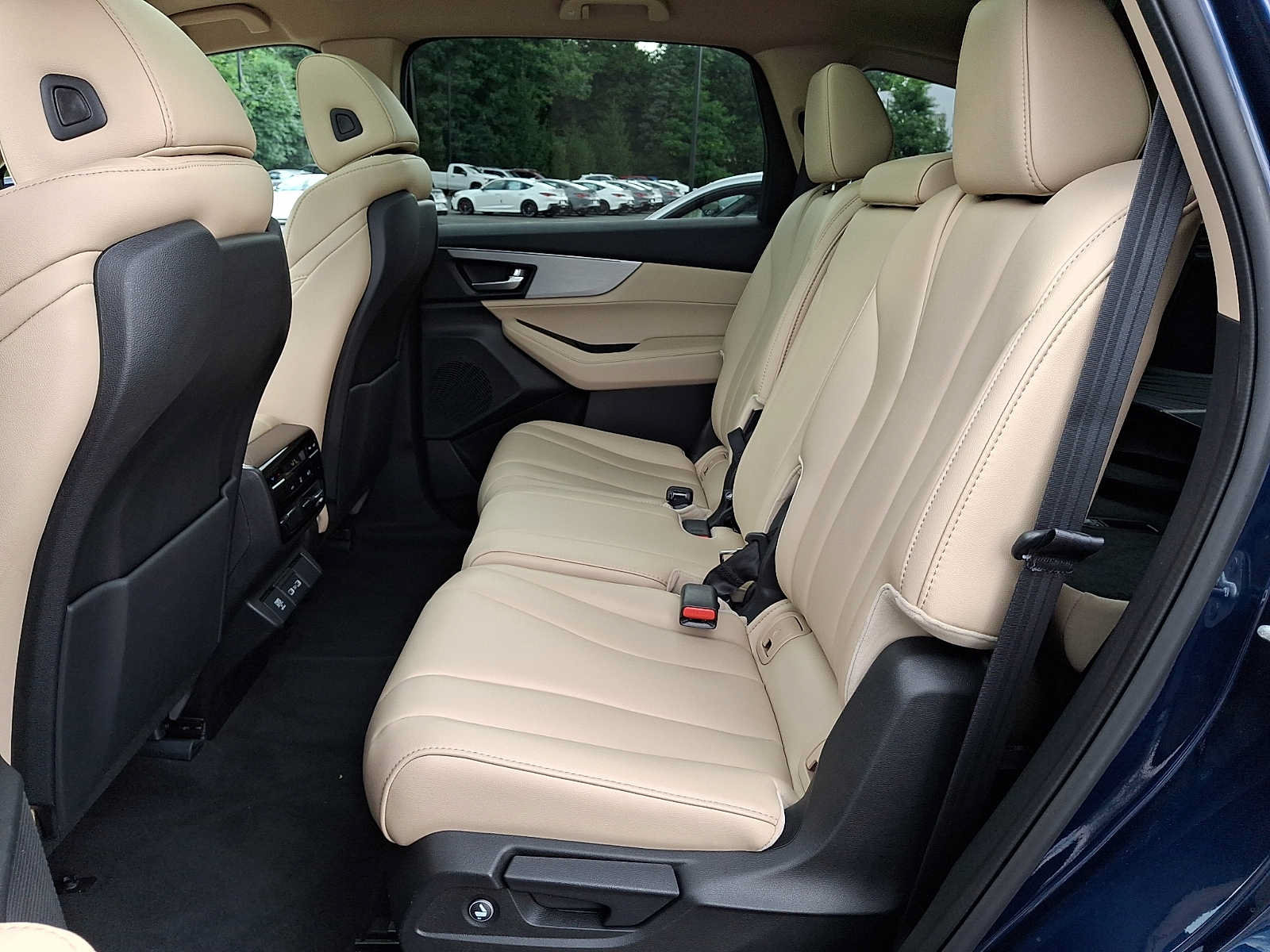 Certified 2024 Acura MDX SH-AWD image 10