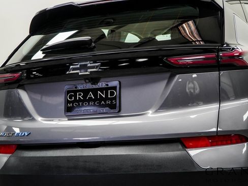 Used 2023 Chevrolet Bolt EUV LT image 12