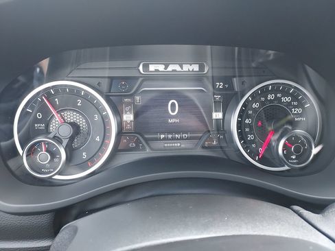 New 2026 RAM 3500 Big Horn AWD/4WD image 21