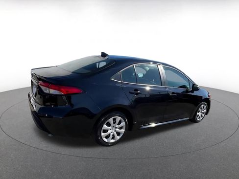 Used 2025 Toyota Corolla LE image 15