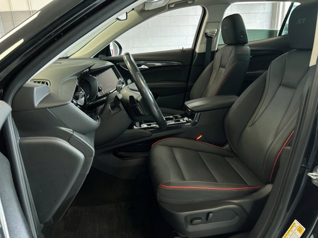 Certified 2023 Buick Envision Essence w/ Sport Touring Package AWD/4WD image 31